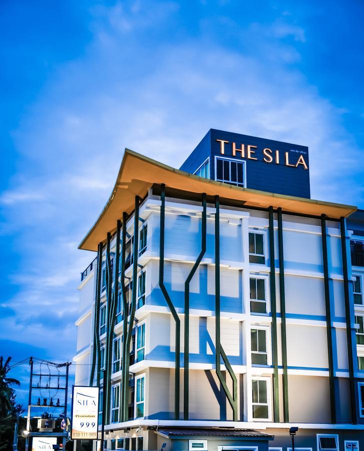 The Sila Hotel Si Racha Esterno foto